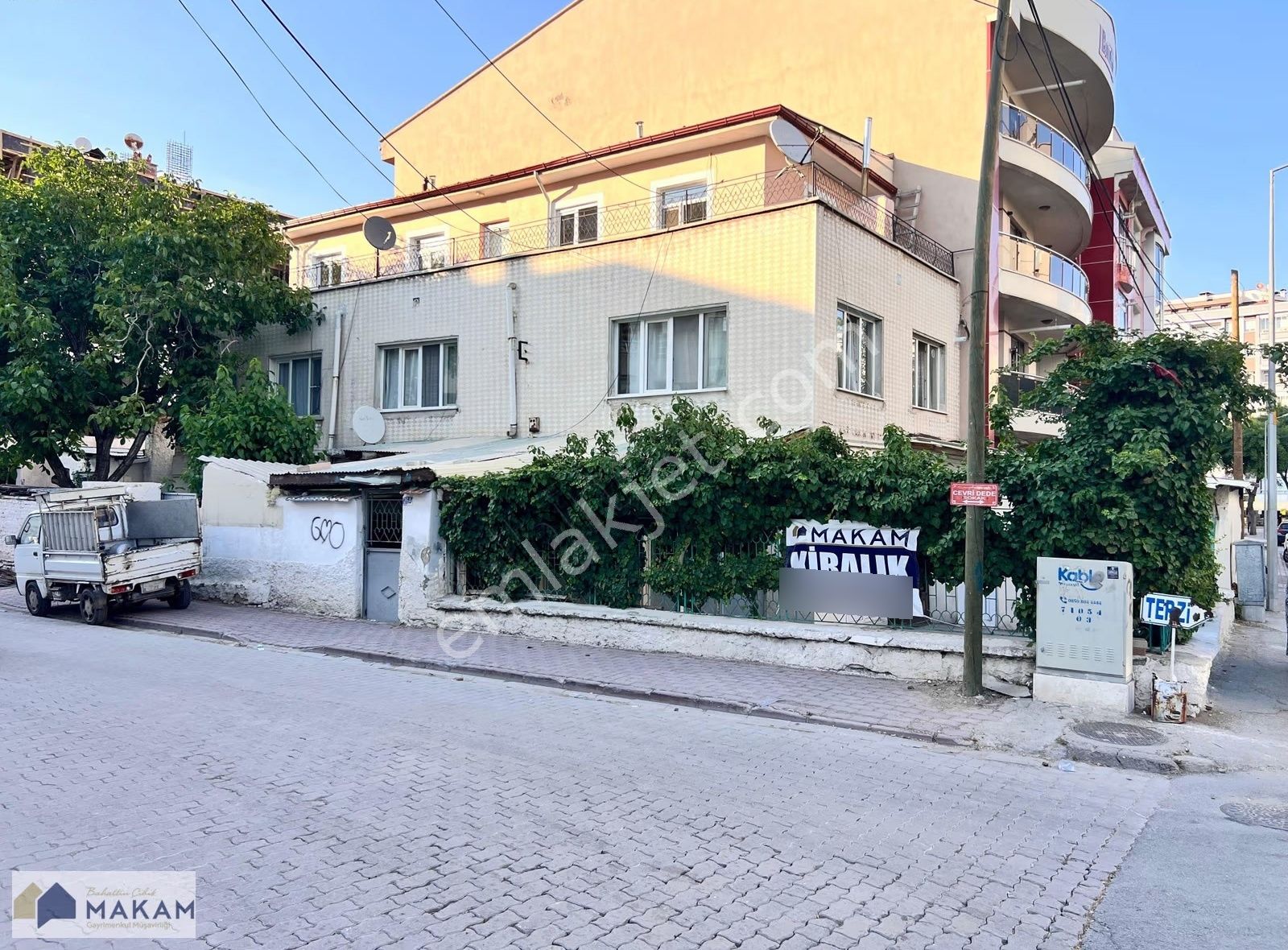 Hacıkaymak Mah. 4 Kata İmarlı Satılık Komple Bina Ve Arsası