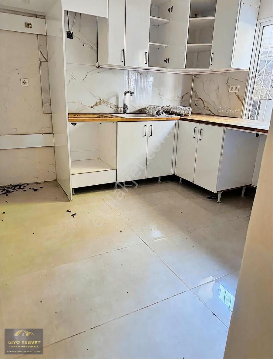 Bayraklı Erenlerde Kiralık 3+1 Daire - Görsel 14