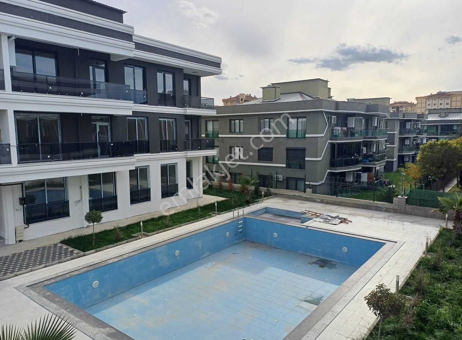 Doğru Gayrimenkulden Lüx Site İçerisinde 2+1 Kiralık Daire - Görsel 2