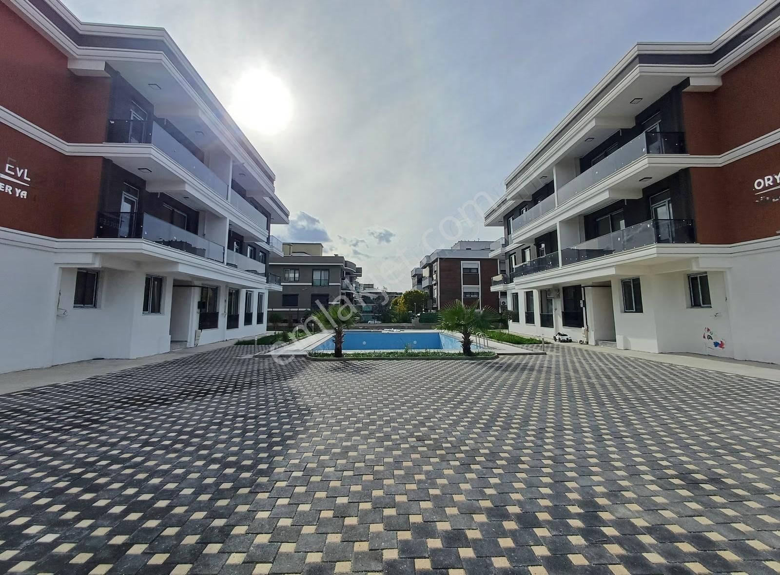 Doğru Gayrimenkulden Lüx Site İçerisinde 2+1 Kiralık Daire