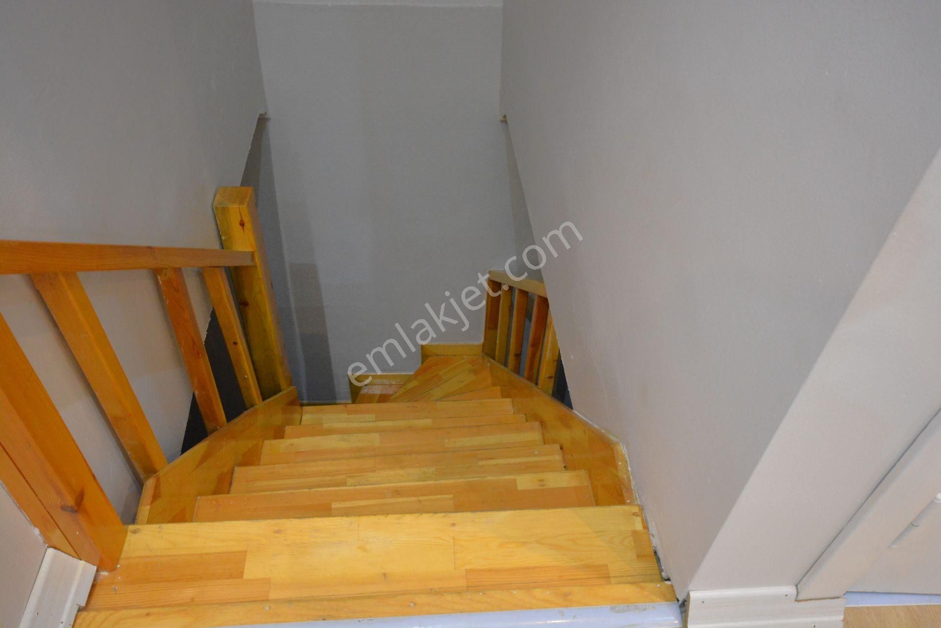 Satılık 2+1 Balkonlu, 80 Mk Kat Mülkiyetli Kupon Daire - Görsel 13