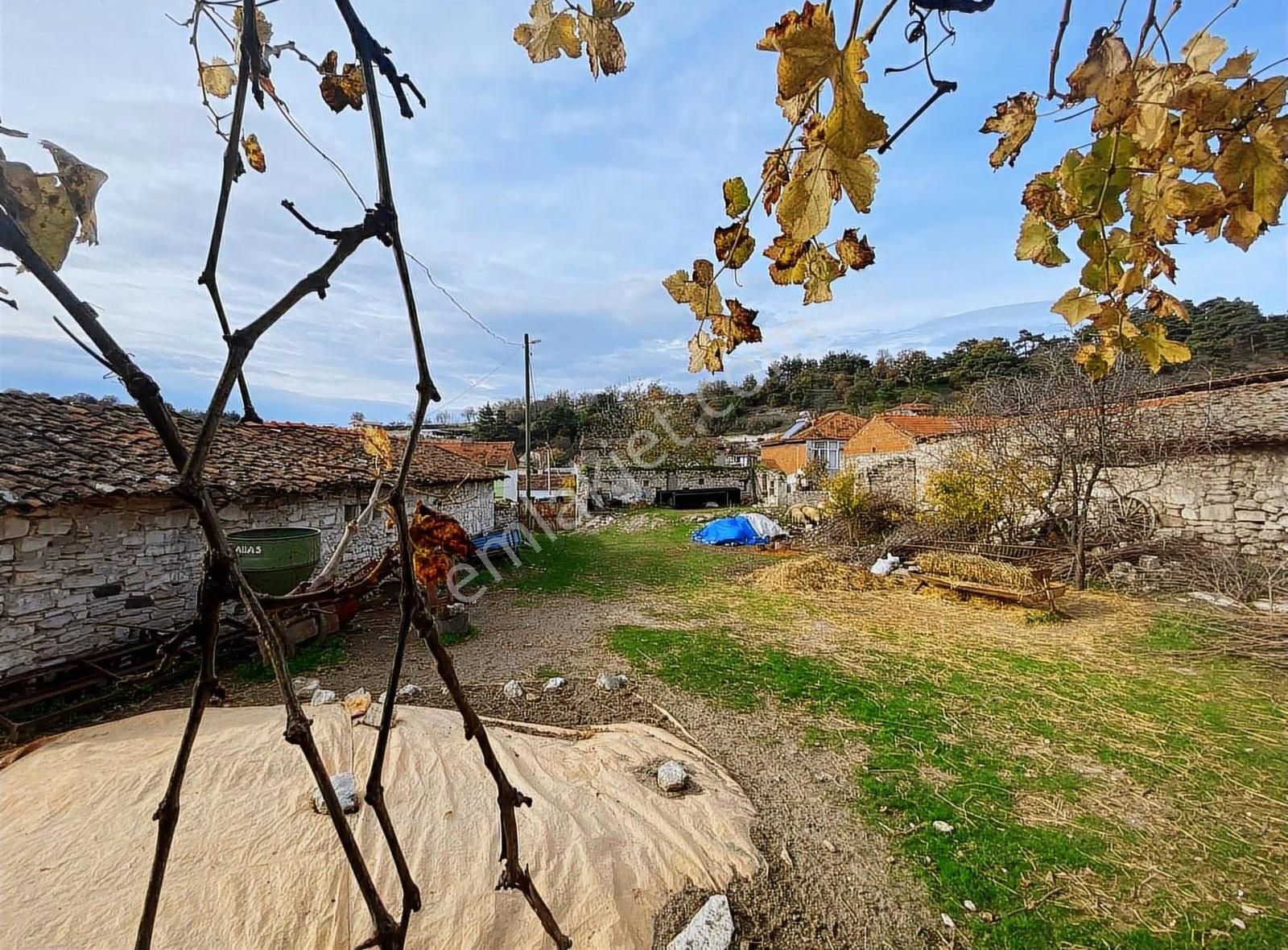 Küçükyeni Mah.950m² Arsalı Ahşap Ev Ve İki Adet Tarla Satılık - Görsel 17