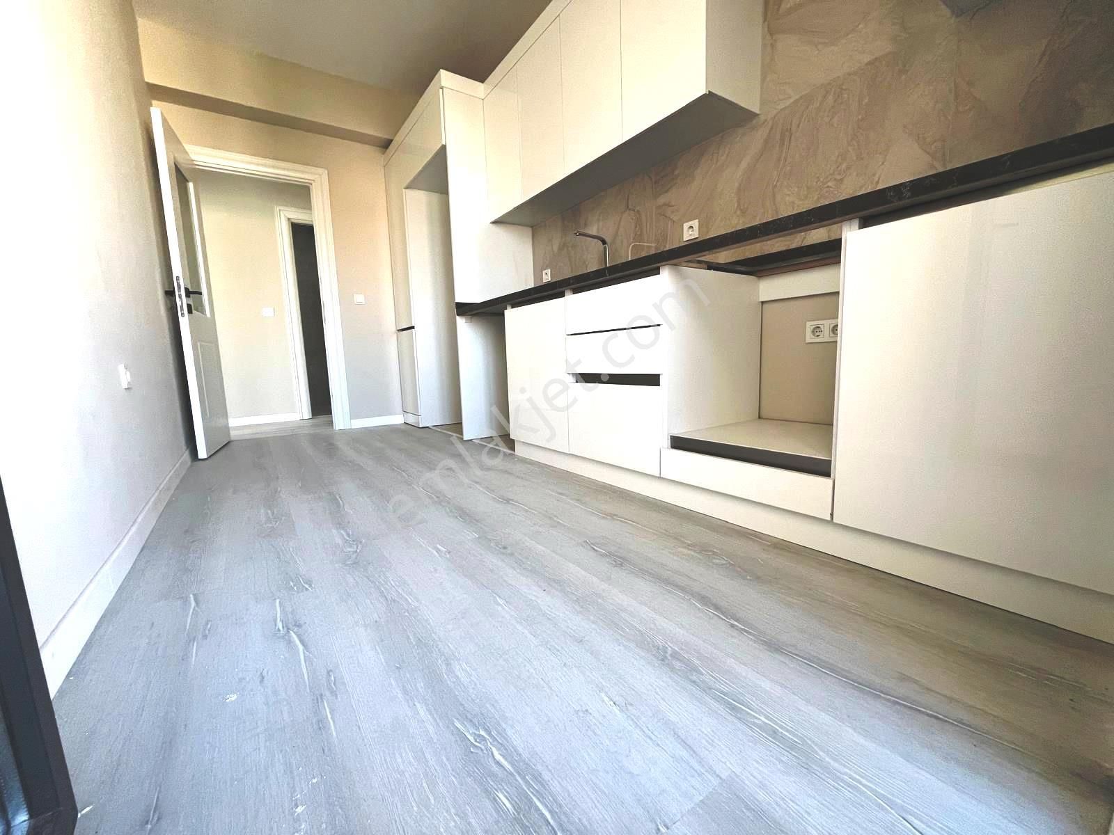 Satılık Daire Pendik Esenyalı Mahallesi - Görsel 9