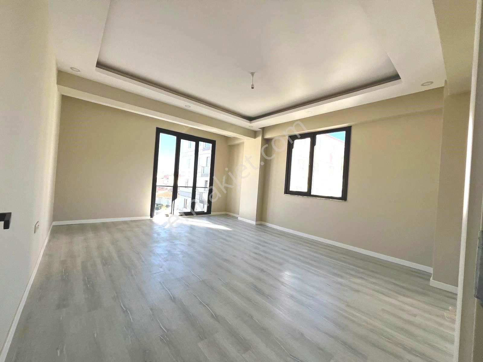 Satılık Daire Pendik Esenyalı Mahallesi