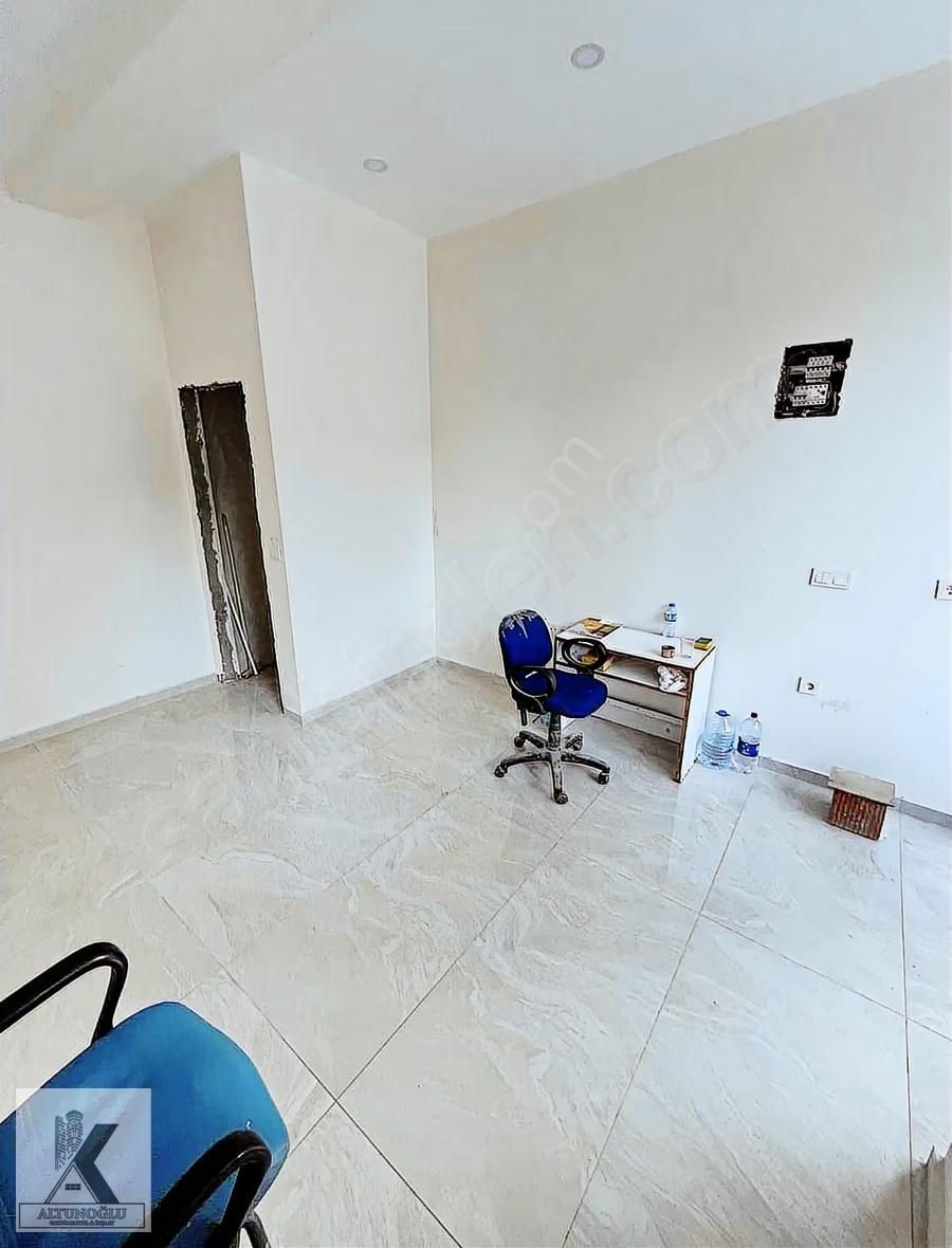 Avcılar Üniversite Mahallesi Uran Caddesi Üzerinde Sıfır Dükkan - Görsel 12