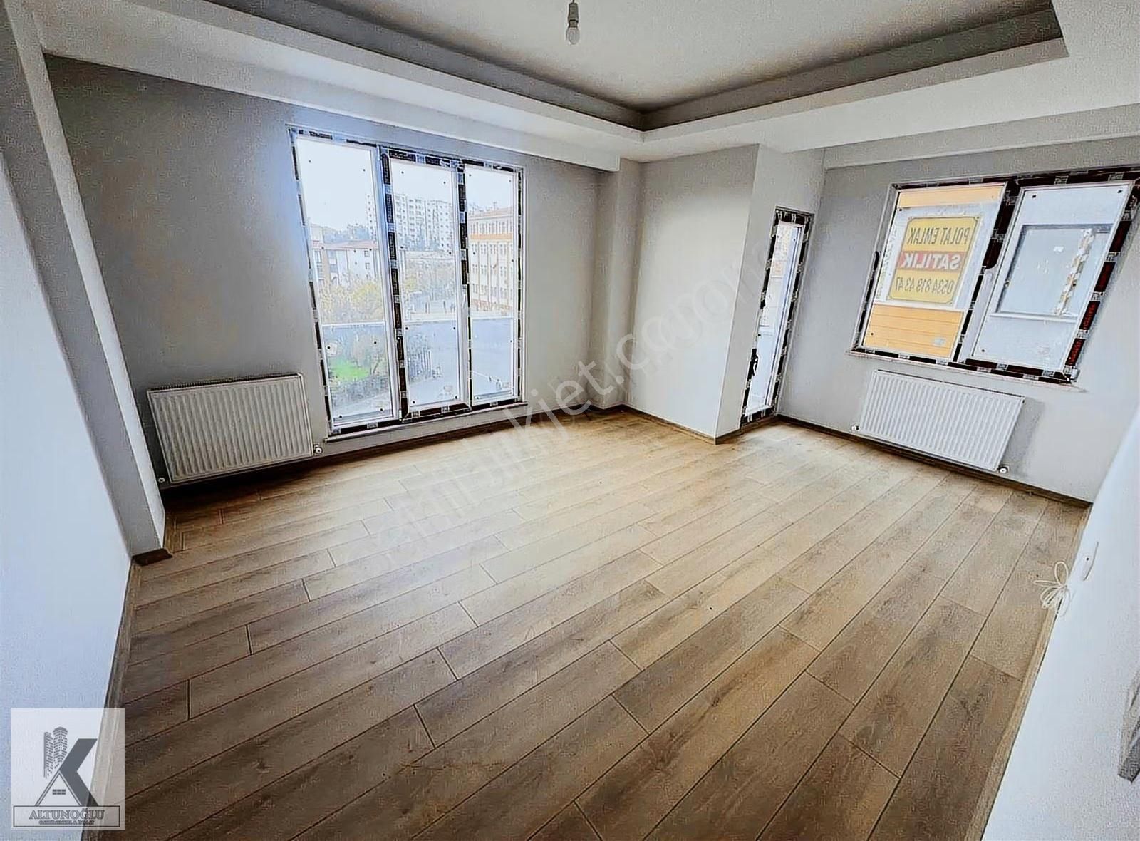 Ön Cephe 3+1 Önü Hep Açık Sıfır Site İçinde Otoparklı Ara Kat - Görsel 29