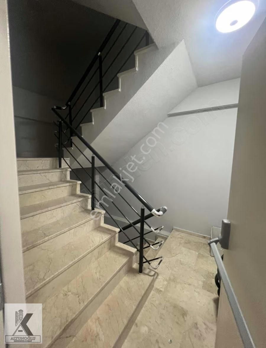 Ön Cephe 3+1 Önü Hep Açık Sıfır Site İçinde Otoparklı Ara Kat - Görsel 7