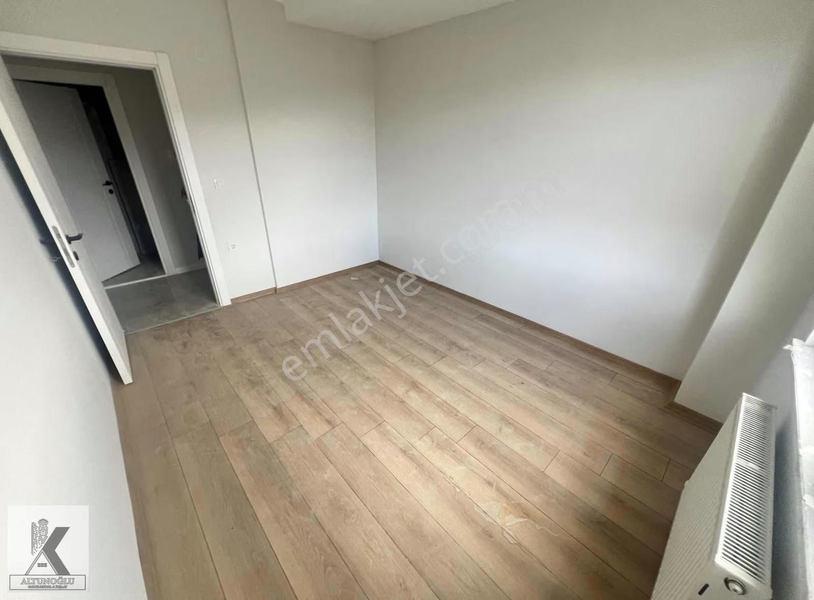 Ön Cephe 3+1 Önü Hep Açık Sıfır Site İçinde Otoparklı Ara Kat - Görsel 25