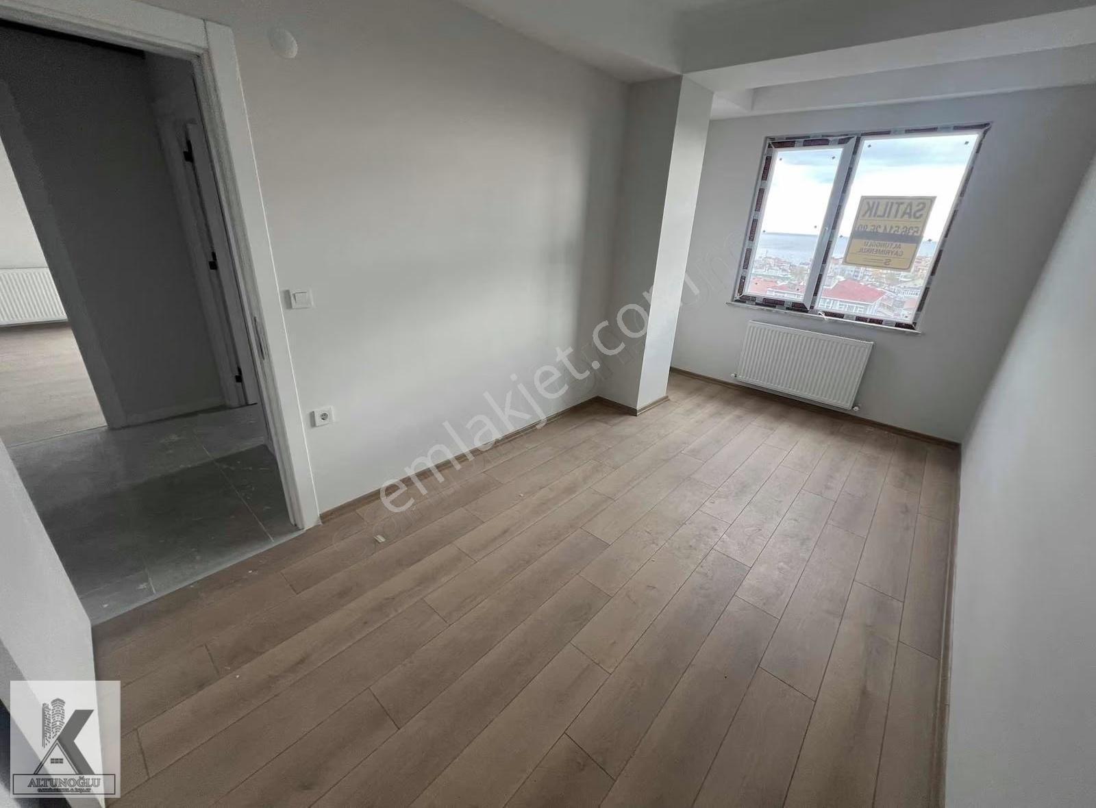 Site İçinde Deniz Şehir Manzaralı Otoparklı Sıfır 3+1 135m2 - Görsel 10