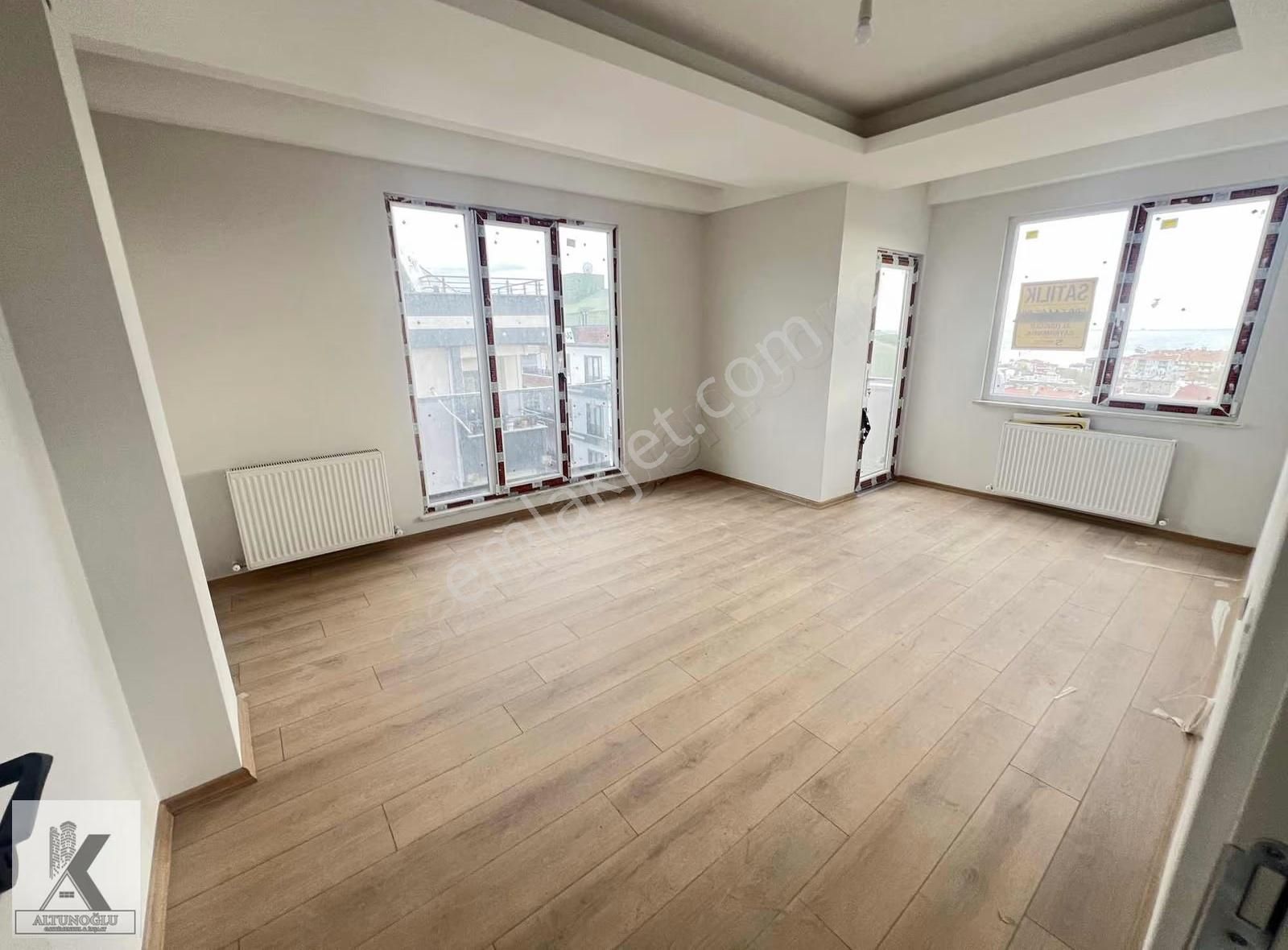 Site İçinde Deniz Şehir Manzaralı Otoparklı Sıfır 3+1 135m2 - Görsel 17