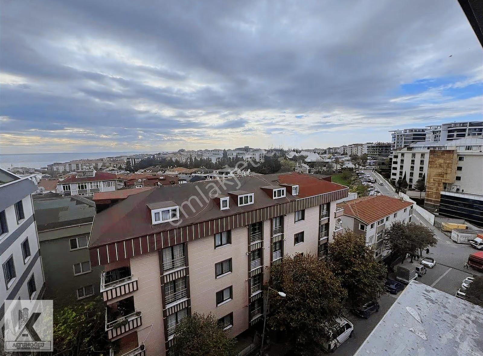 Site İçinde Deniz Şehir Manzaralı Otoparklı Sıfır 3+1 135m2 - Görsel 9