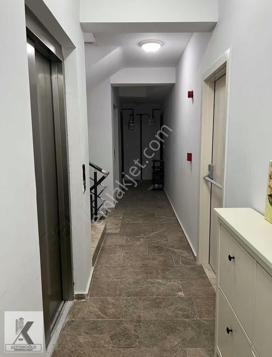 Site İçinde Deniz Şehir Manzaralı Otoparklı Sıfır 3+1 135m2 - Görsel 32