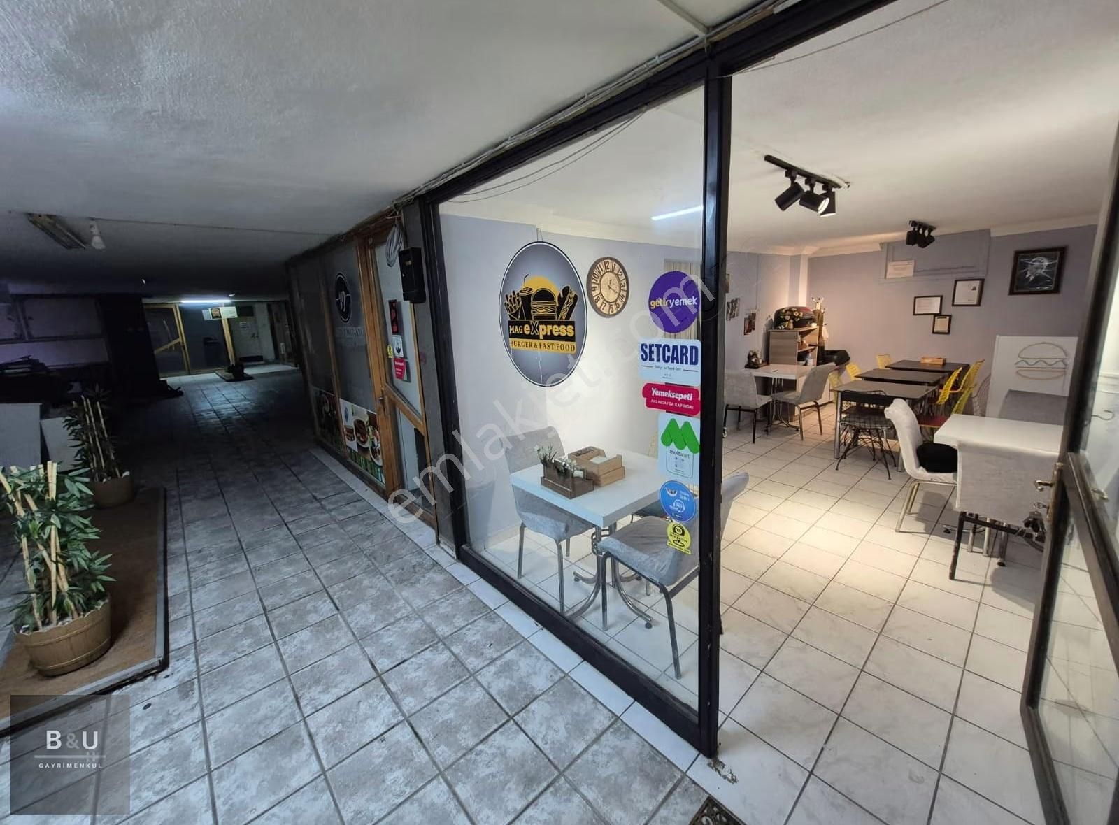 B&u Gayrimenkulden Devren Kiralık Kurulu Düzen Fastfood Dükkanı.