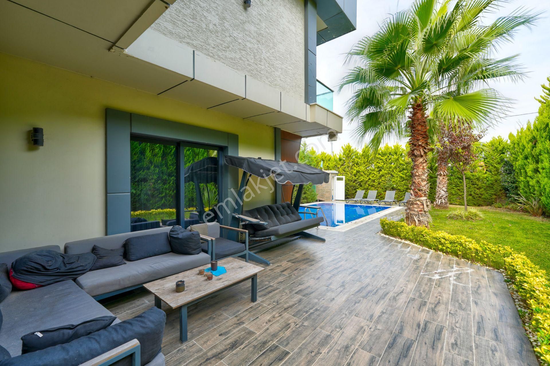 Beylikdüzü Mavera Villaları 1. Etap Satılık Lüks Villa - Görsel 32