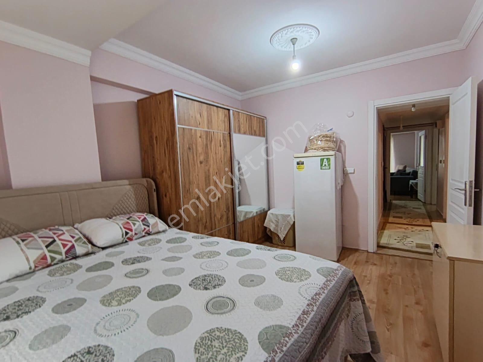 Çekmeköy M.akif Mh Ağaoğluna Yakın Çift Balkonlu 2+1 95m² Daire - Görsel 15