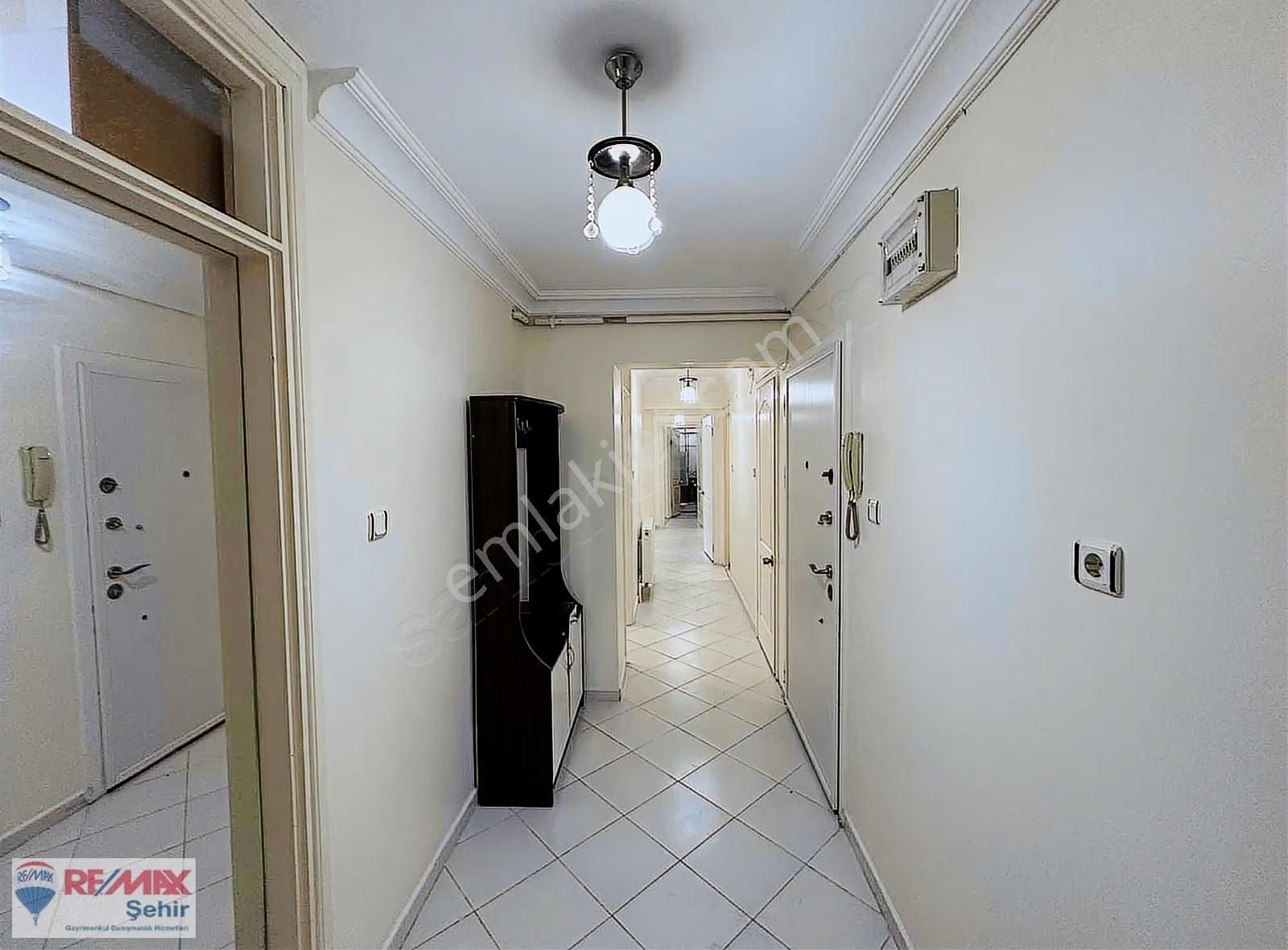 Yalova Remax'tan Denize Sıfır 4+1 Daire - Görsel 2