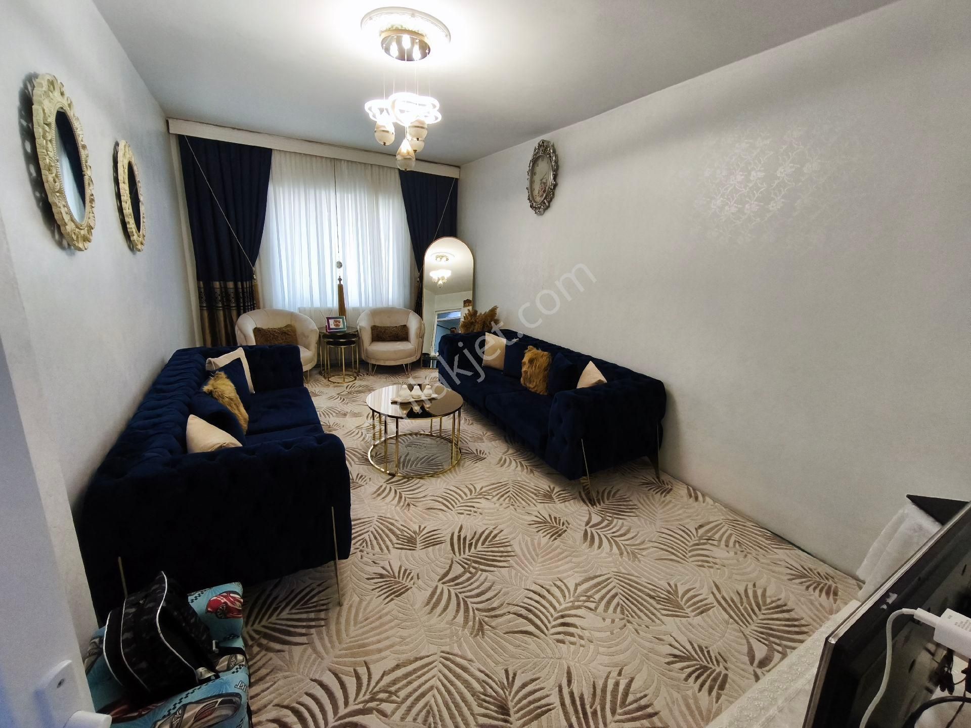 Köylü Garajına Yakın Selahattin Eyyubi De Yol Üzeri Doğalgazlı Satılık 3 Katlı Müstakil Bakımlı E - Görsel 32