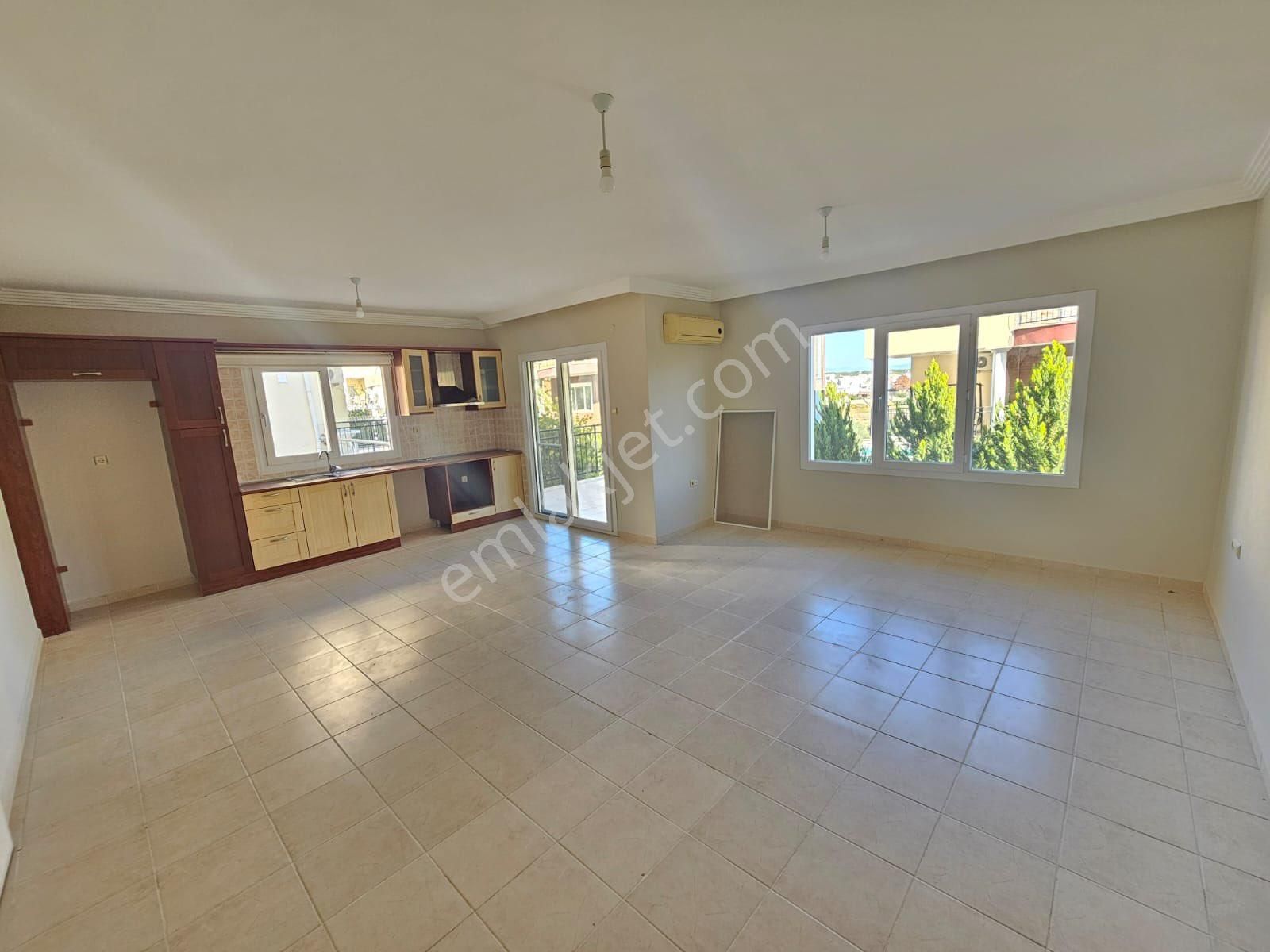 3+1 Triplex Villa Havuzlu Sitede - Görsel 12