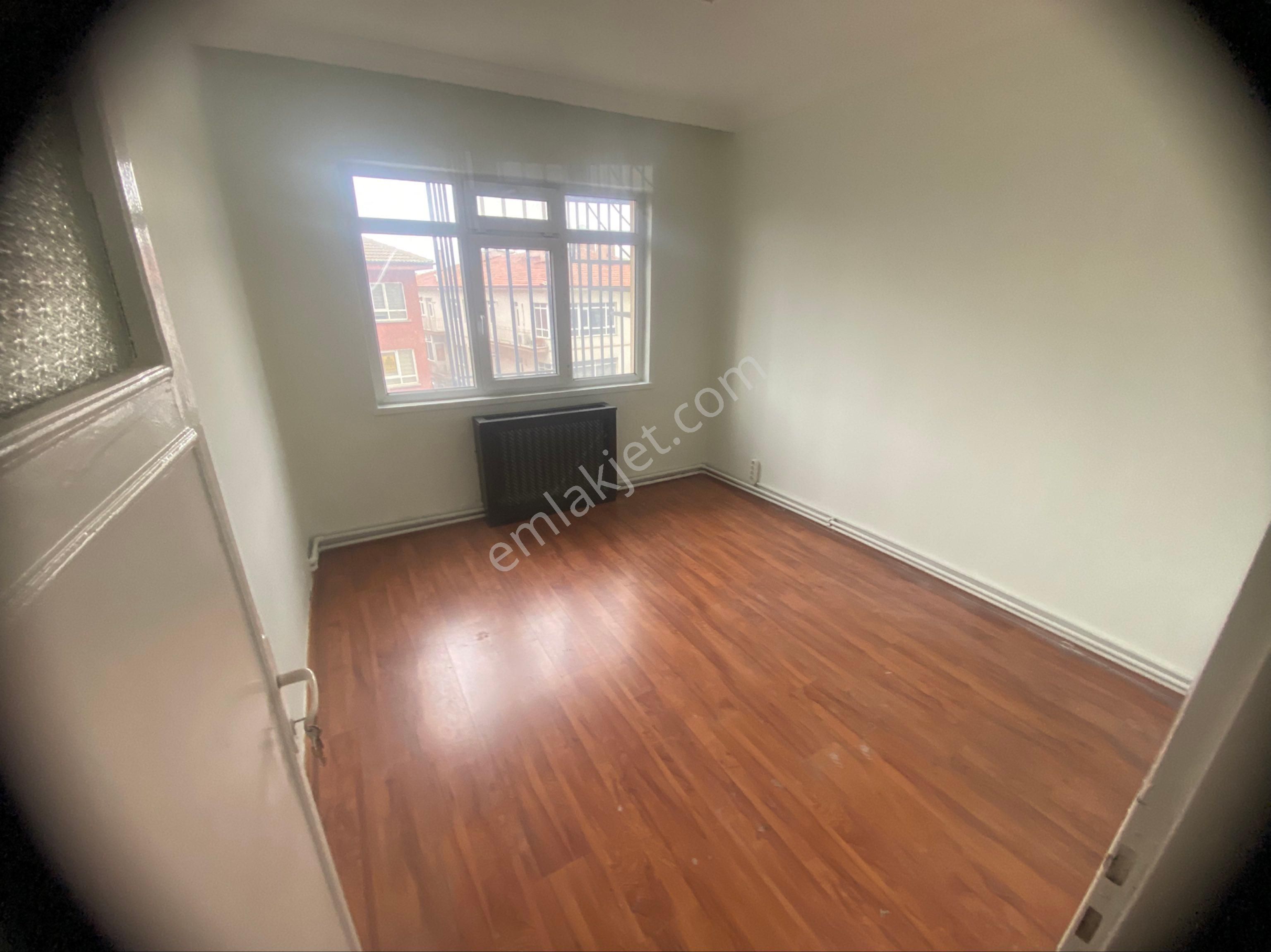 Çankaya Korkut Reis Mahallesi Necatibey Caddesi Üzeri 3+1 Kombili Asansörlü Kiralık Daire - Görsel 30