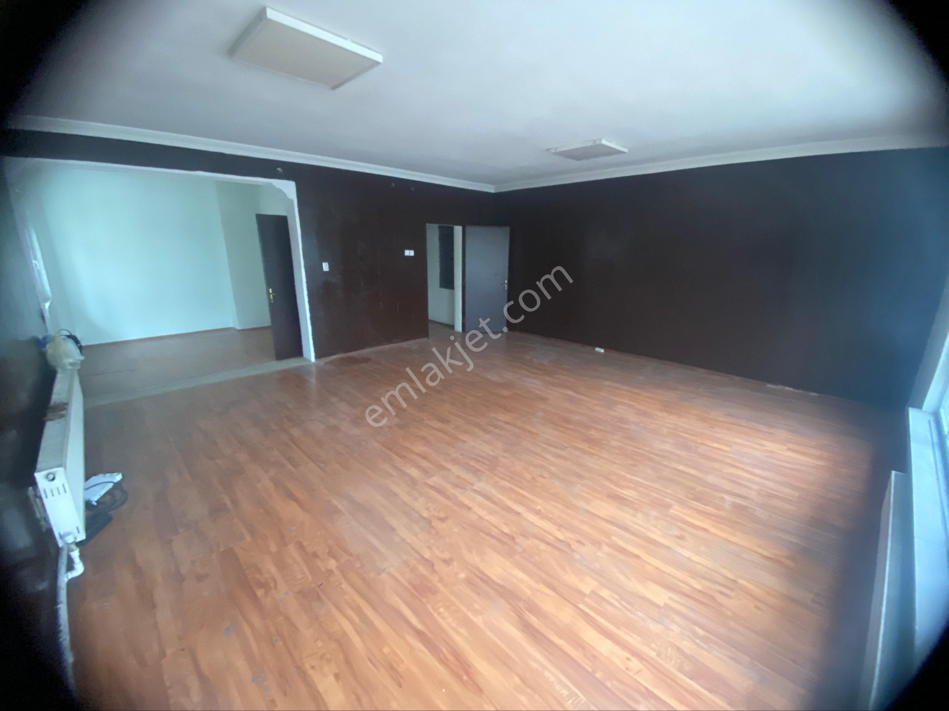 Çankaya Korkut Reis Mahallesi Necatibey Caddesi Üzeri 3+1 Kombili Asansörlü Kiralık Daire - Görsel 22