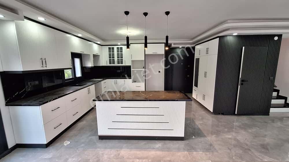 ❗️3+1 Müstakil Havuzlu & Otoparklı Villa Sıfır Yapı❗️ - Görsel 16