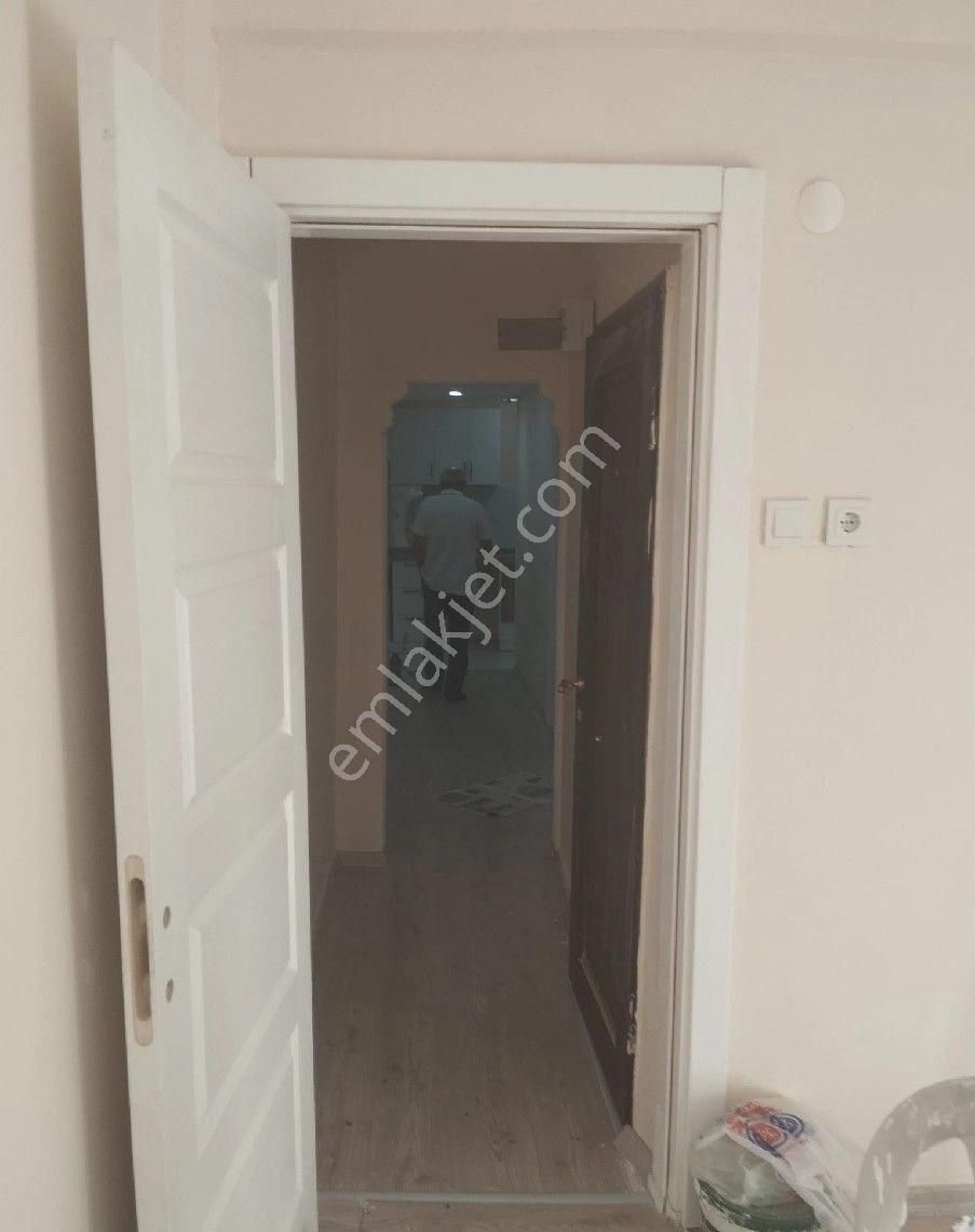 Bilge Emlak'tan Tekirdağ Yavuz Mahallesi'nde Full Tadilatlı 1+1 Daire - Görsel 6