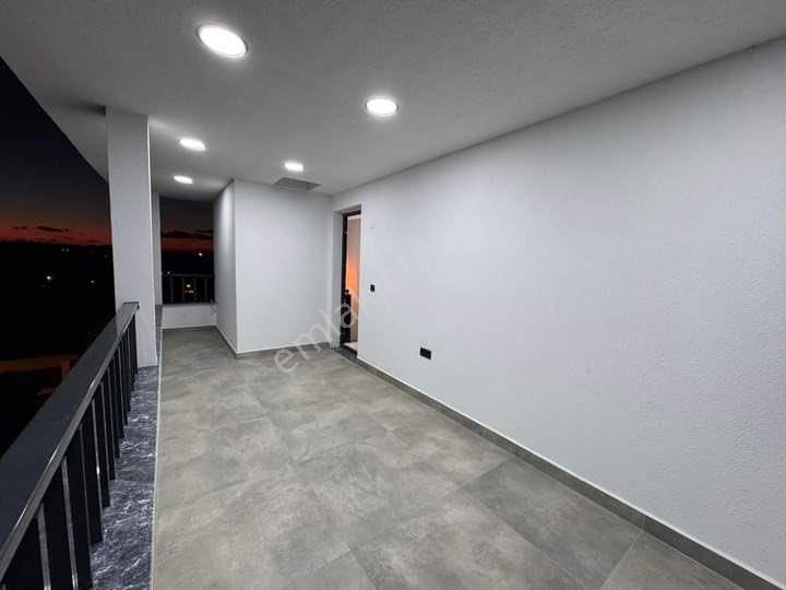 Emsalsiz & Full Deniz Manzaralı & 3+1 Tam Müstakil Villa - Görsel 24