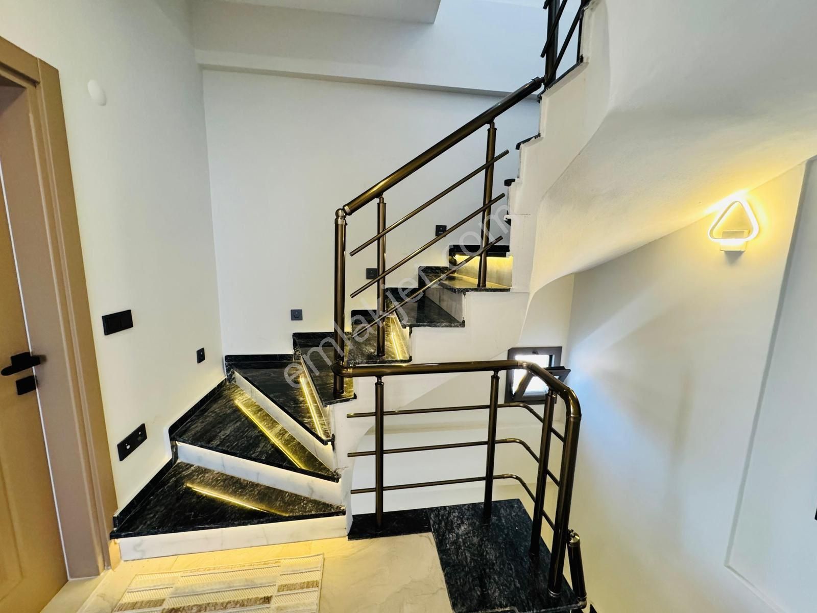 ❗️3+1 Triplex Özel Havuzlu & Otoparklı Villa❗️ - Görsel 25