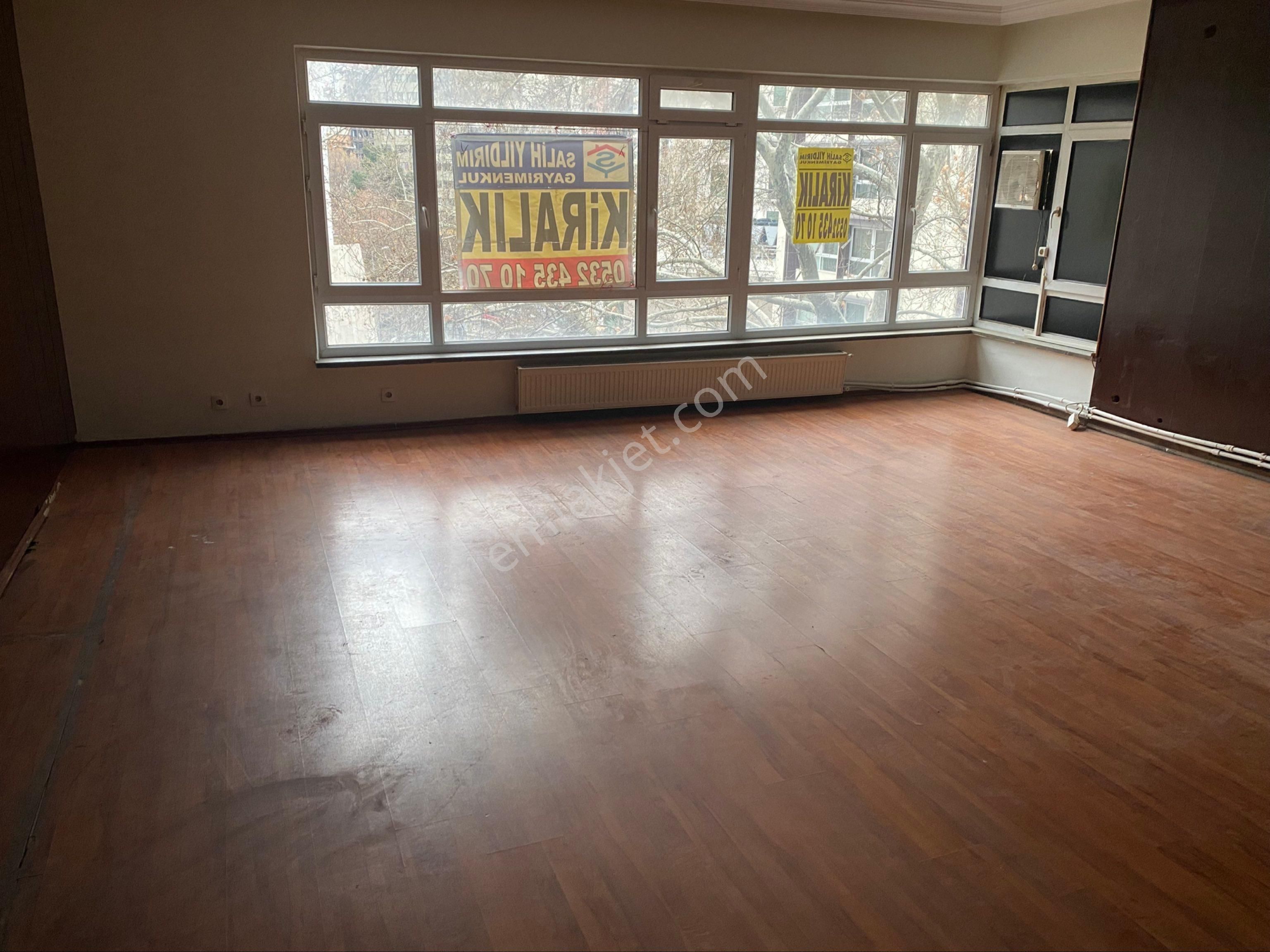 Çankaya Korkut Reis Mahallesi Necatibey Cadde Üzeri 3+1 Kombili Asansörlü Kiralık Ofis - Görsel 11