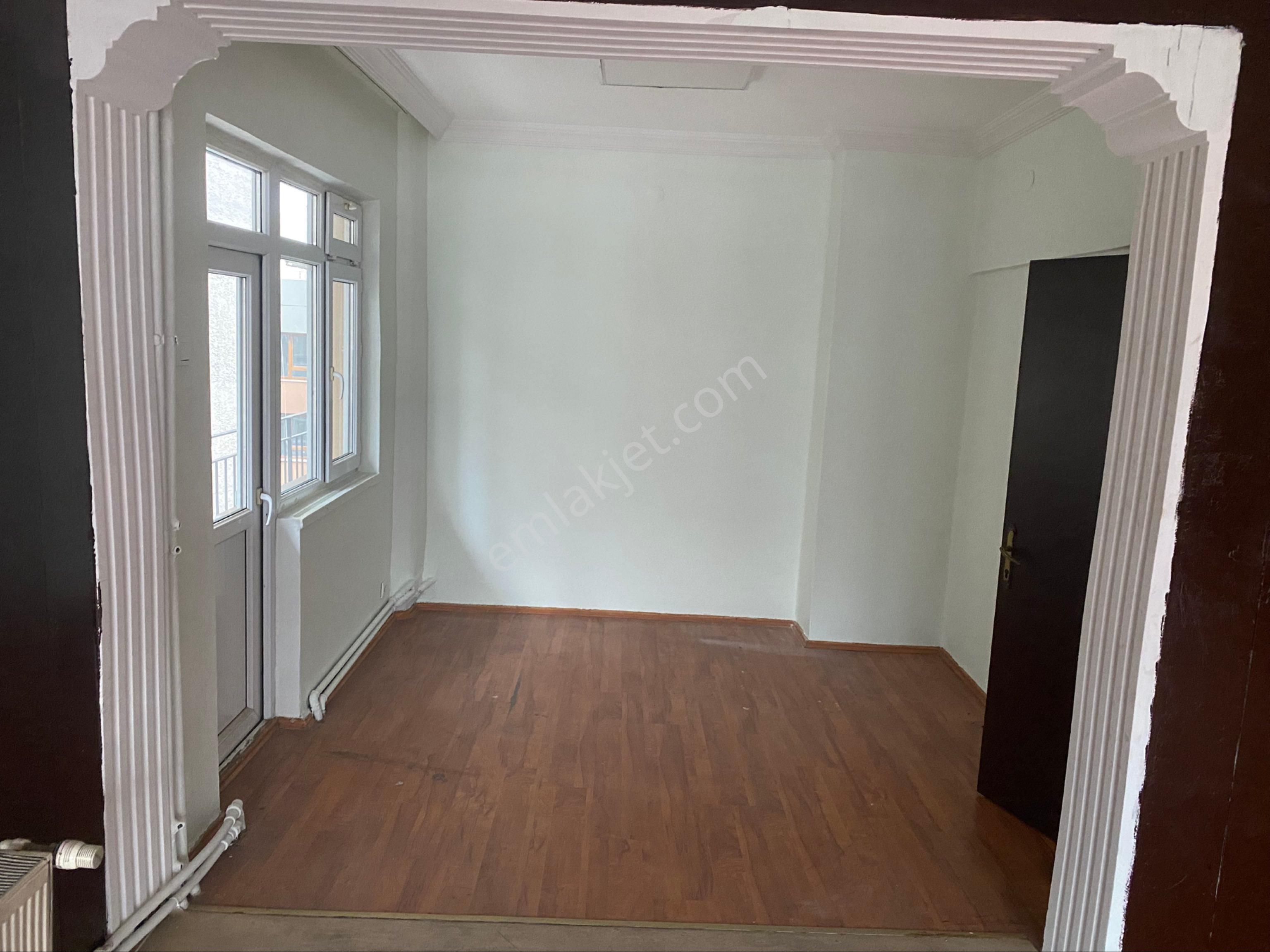 Çankaya Korkut Reis Mahallesi Necatibey Cadde Üzeri 3+1 Kombili Asansörlü Kiralık Ofis - Görsel 10