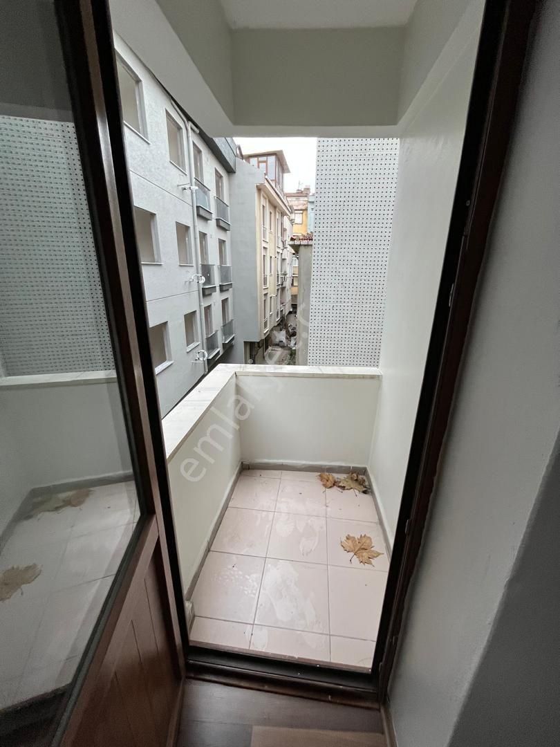 Ümraniye Yamanevler Çarşı Metro Yürüme Mesafesi Temiz Daire Kiralık Ev 2+1 2.kat - Görsel 9