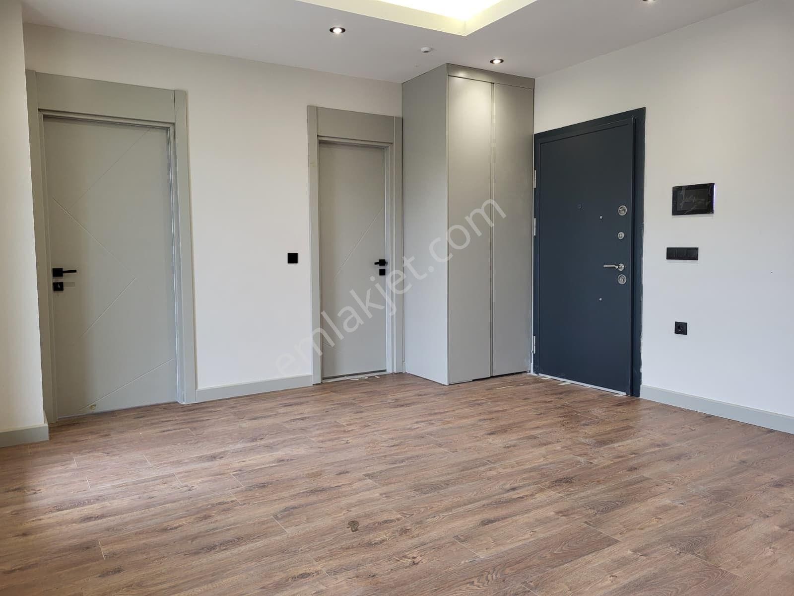 Empıre Sea Sitesinde Satılık 1+1 Geniş Bahçe Alanlı Özel Daire - Görsel 3