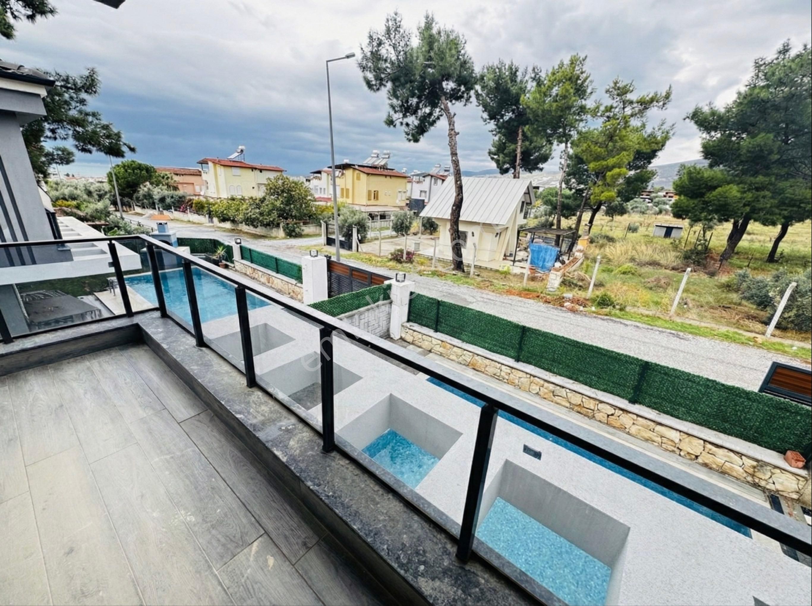 Akbük Merkzde Denize 700m 3+1 Müstakil Villa - Görsel 18