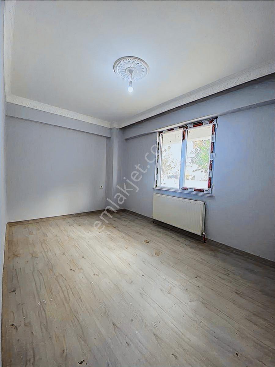 Valley'den Çobançeşme Mah.2+1kapalı Mutfak 2 Yaş Kiralık Daire!! - Görsel 3