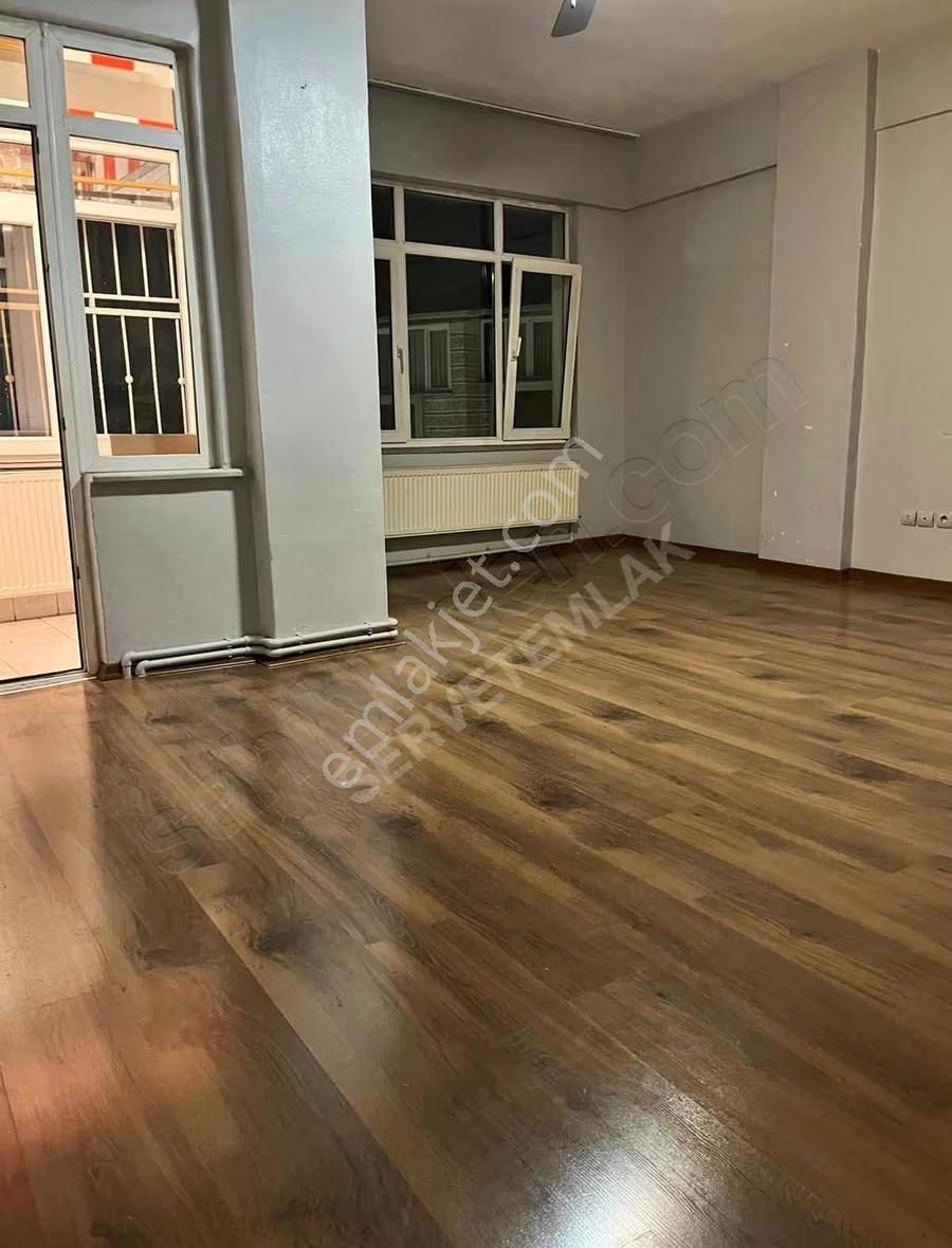 Yeşiltepe Meydanda - Görsel 10