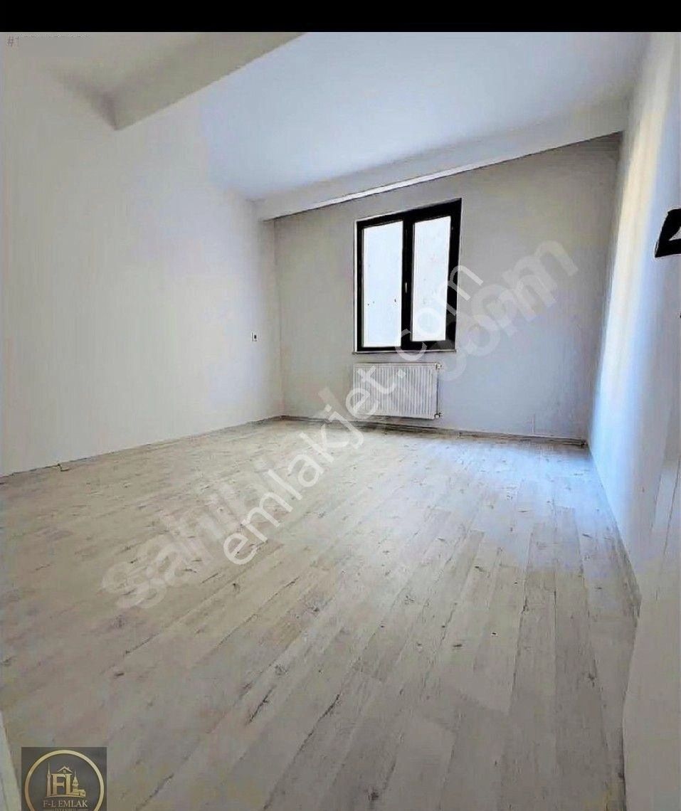 F-l Emlaktan Esatpaşa Da Yeni Binada 1+1 Kadıköy, Üsküdar, Ümraniye Tek Vasıta İle Ulaşım İmkanı - Görsel 6