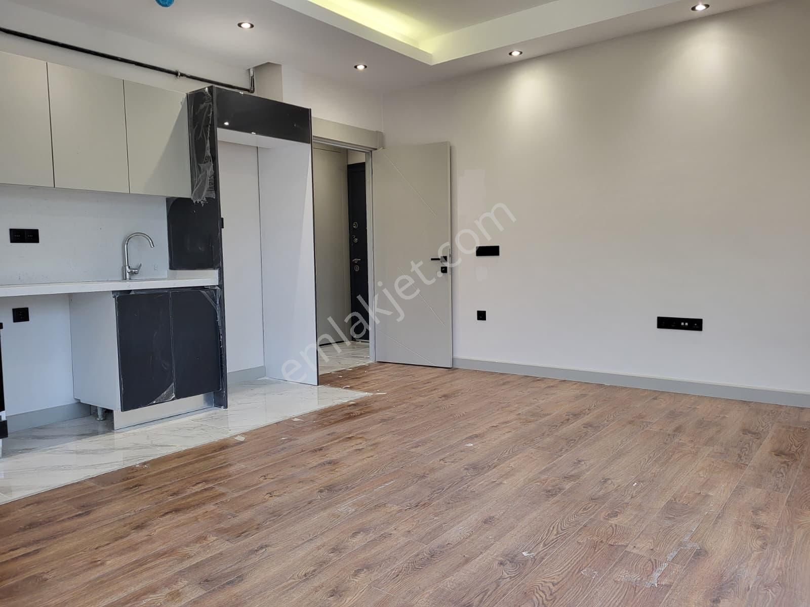 Empıre Sea'de Ferah Ve Modern 1+1 - Görsel 15