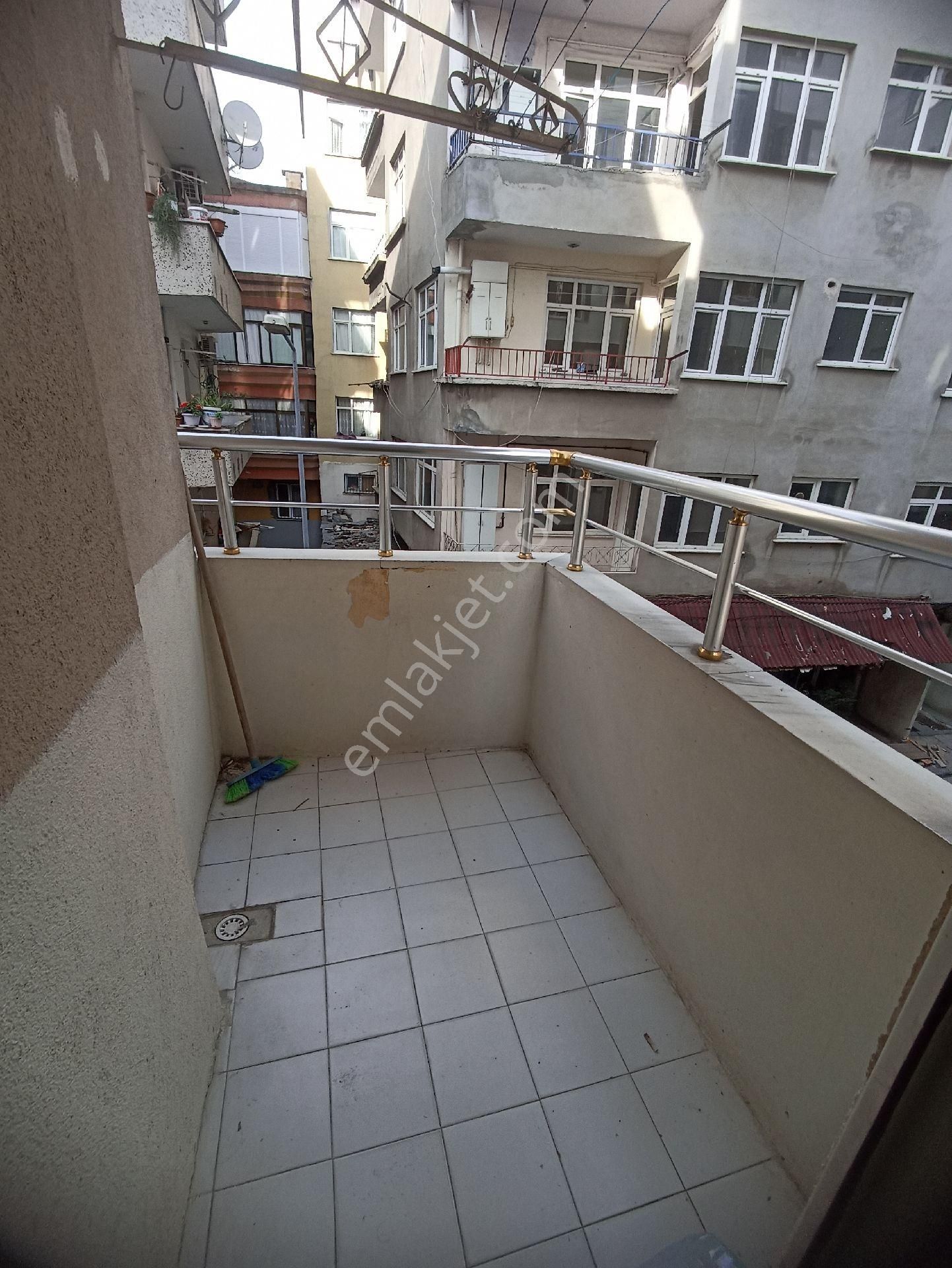 Bahçelievler`de Satılık - Görsel 6