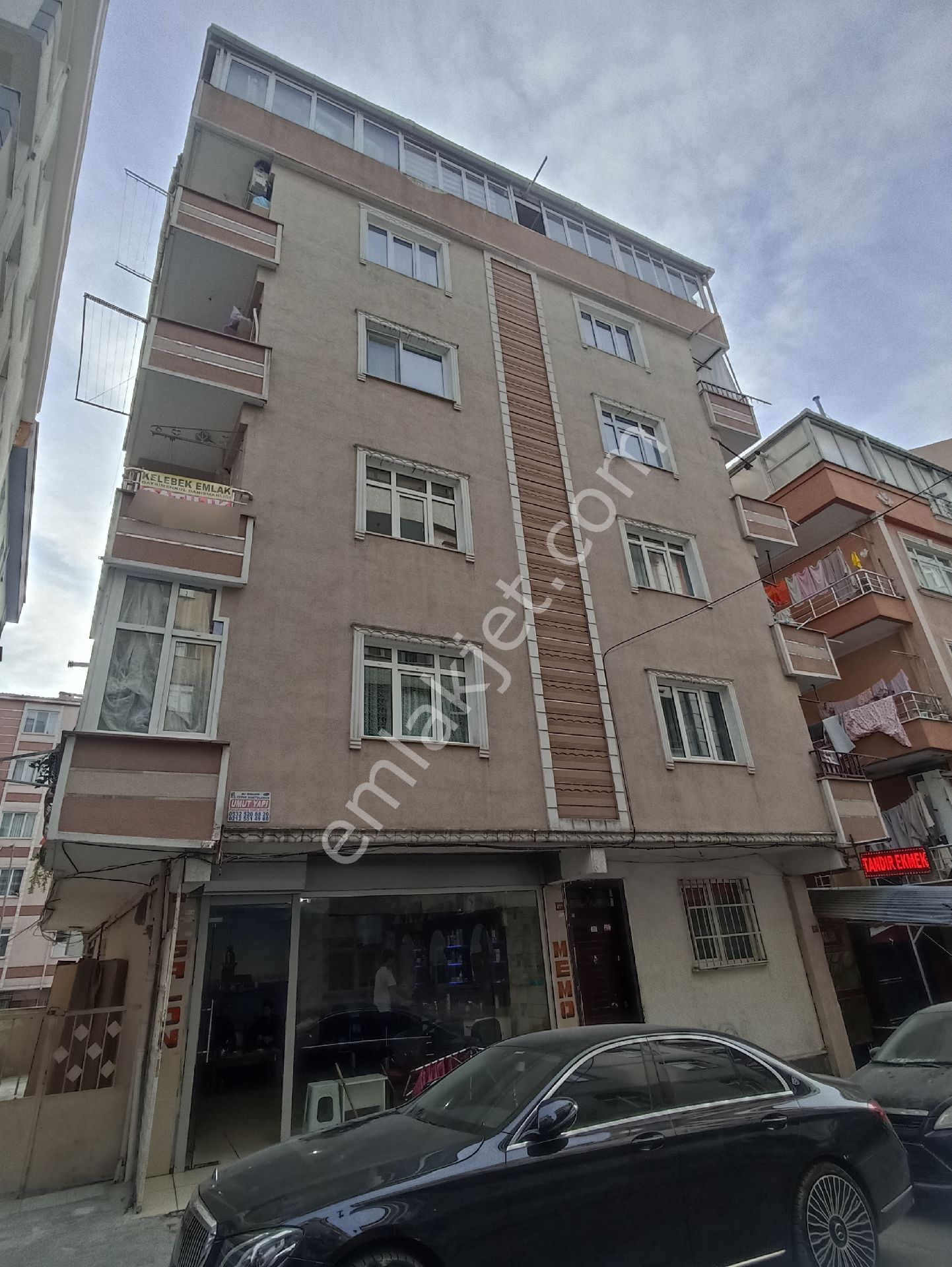 Bahçelievler`de Satılık