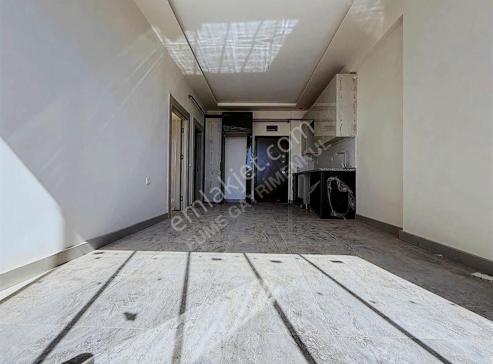 Fume'den 2. Çevreyolu Üzerinde Satılık 1 + 1 Daire Ve Ofisler