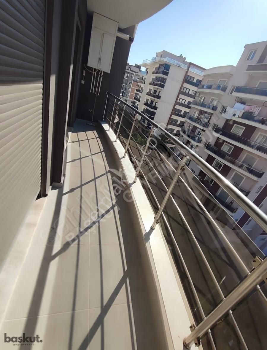 Başkut' Tan Körfez Mah.havuzlu Sitede Lux 3+1 Daire - Görsel 35