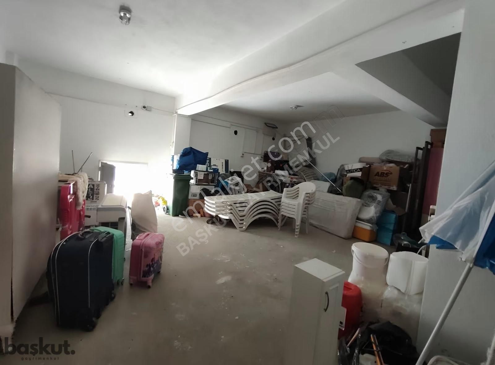 Başkut' Tan Körfez Mah.havuzlu Sitede Lux 3+1 Daire - Görsel 2