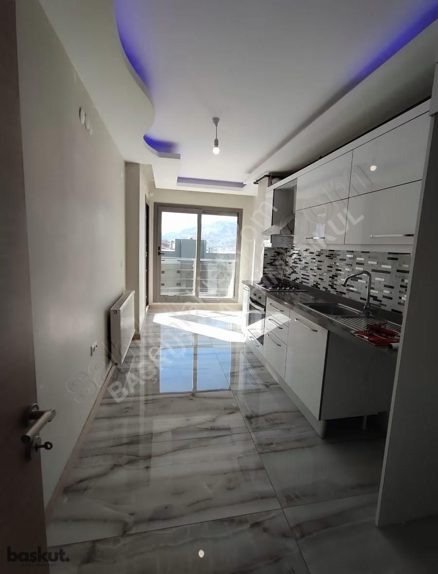 Başkut' Tan Körfez Mah.havuzlu Sitede Lux 3+1 Daire - Görsel 31