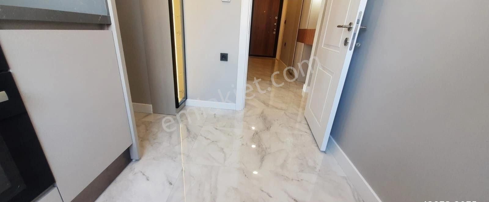 Bostanlı Da Girne Cd.de Full Tadilatlı , Asansörlü 3+1 Satılık Daire - Görsel 13