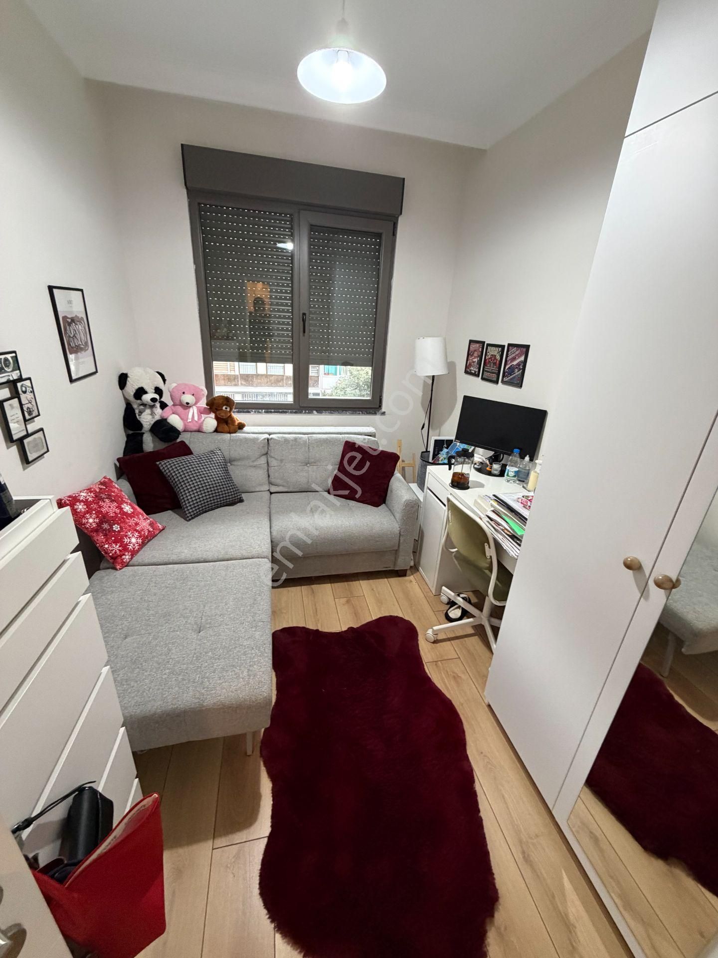 Bostancı Minibüs Cad.yakını 1 Yıllık Balkonlu 1.kat Kiralık 2+1 - Görsel 12