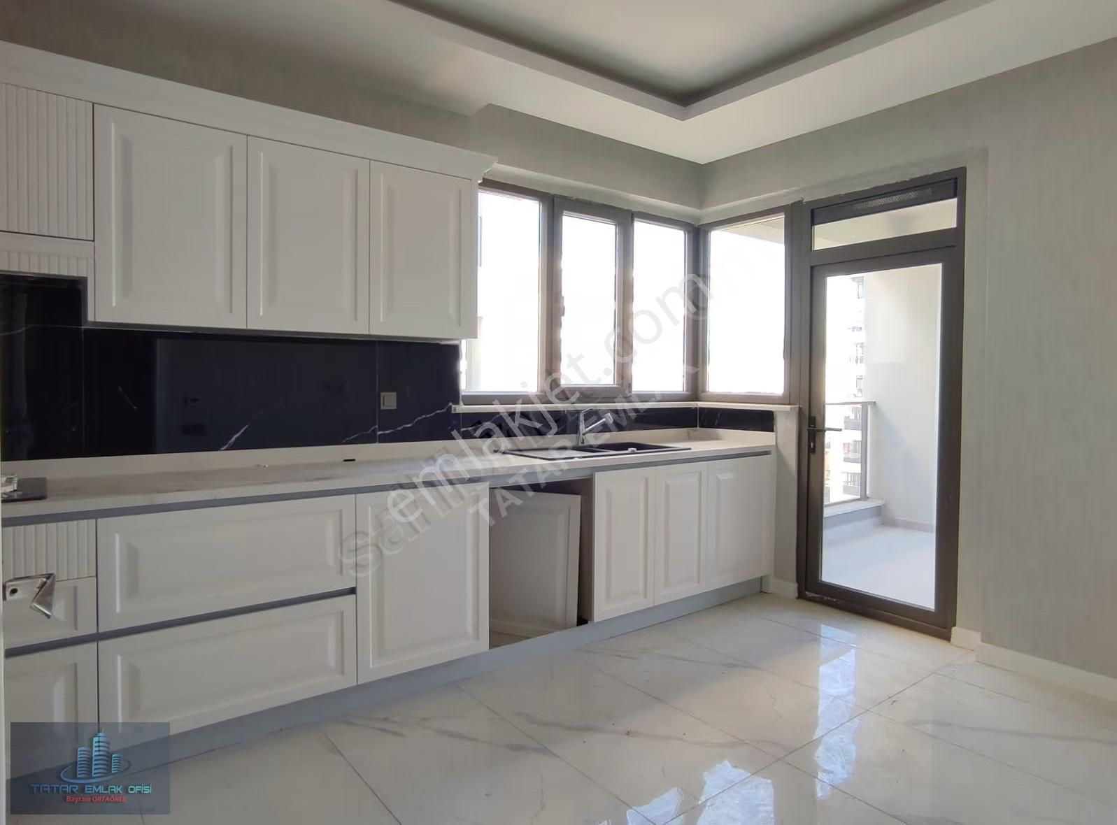 Meram Gazze Cd. Arma Pera'da 4+1 Ultra Lüks Arakat Daire - Görsel 4