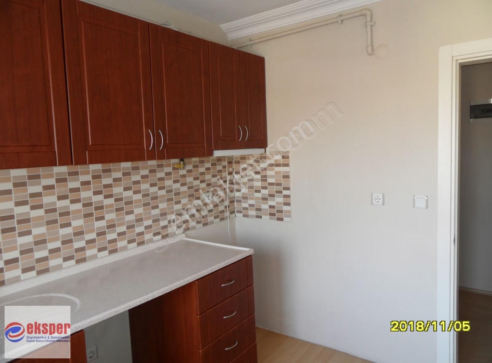 Beşevlerde Kiralık Metroya Çok Yakın Ara Kat 3+1 - Görsel 3