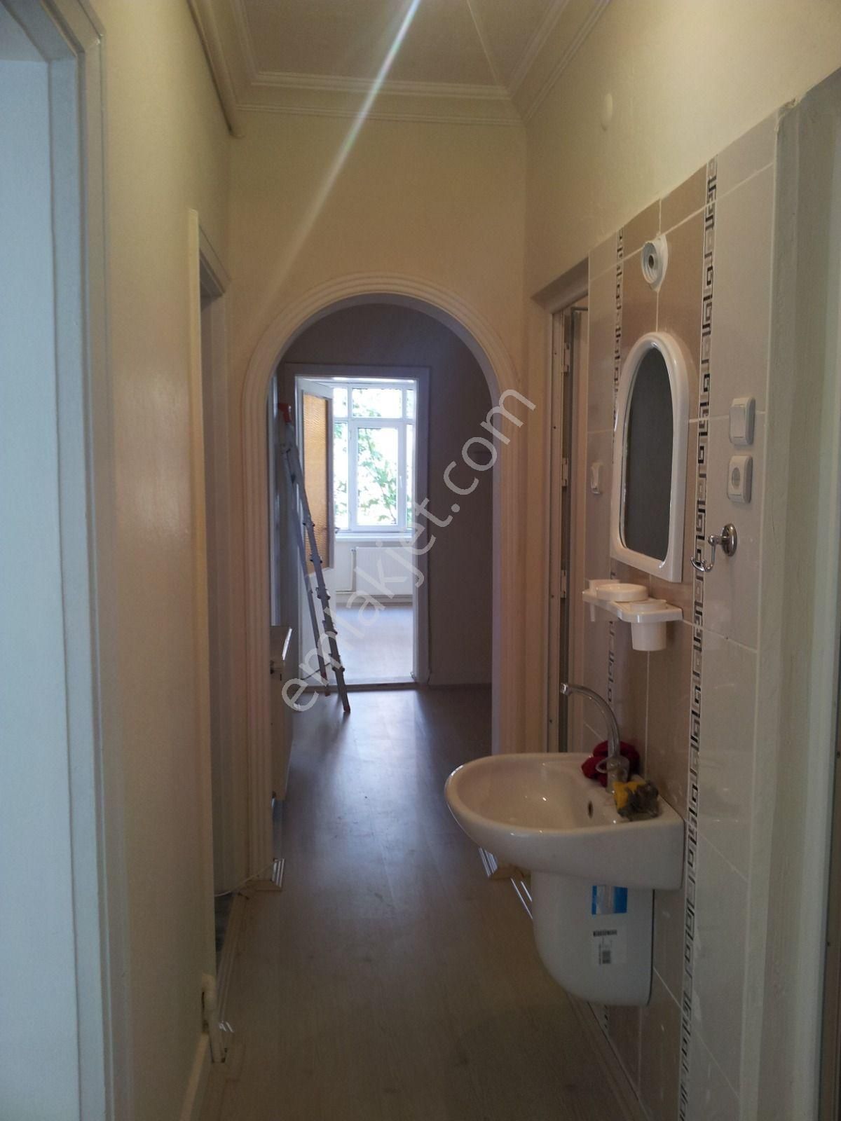 Karaca'dan Şehir Merkezinde Yatırımlık 3+1 Bakımlı Daire - Görsel 6