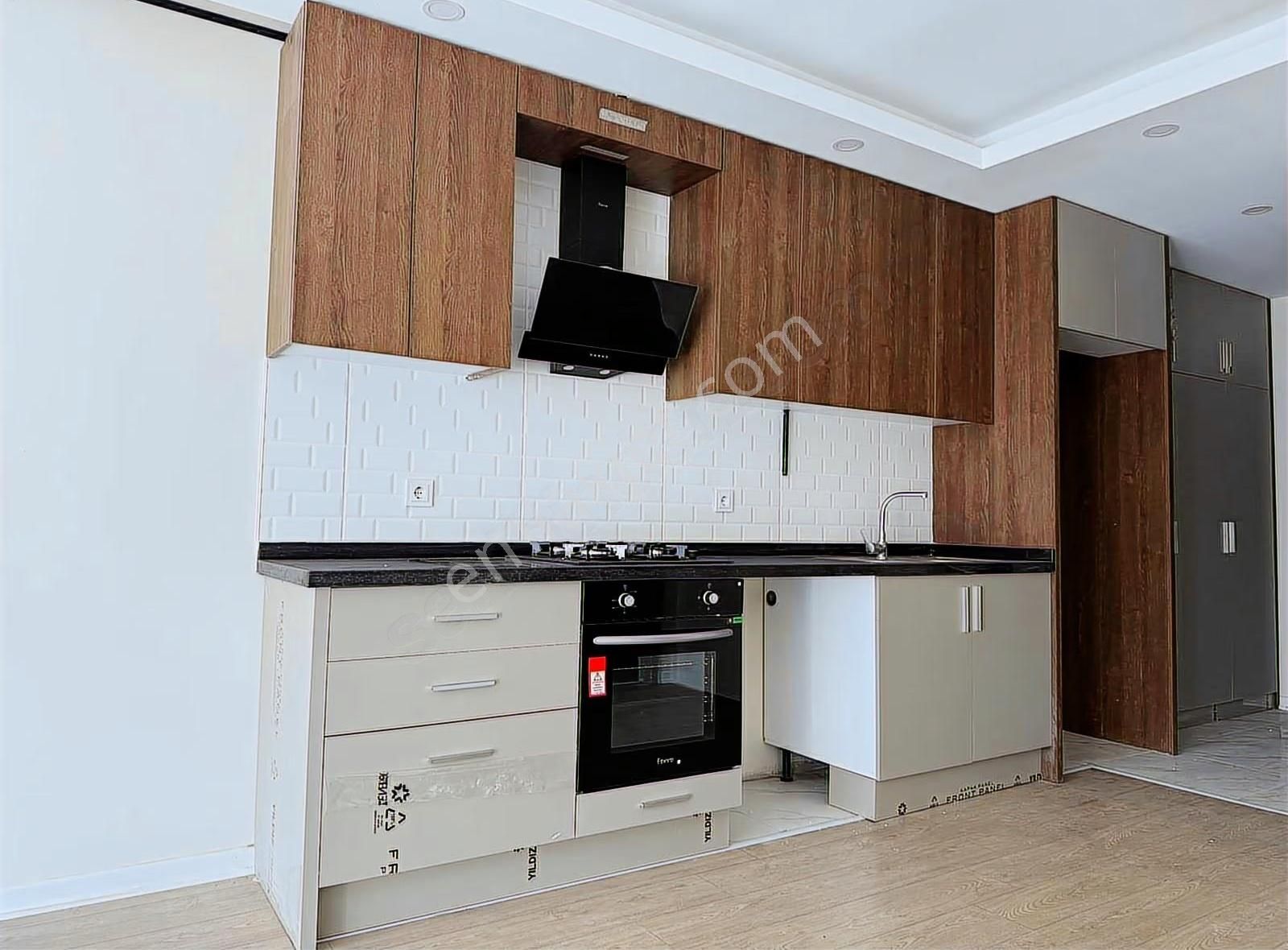 Göksu Cadde 22 'de Ara Kat 2+1 105 M2 Satılık Ofis Daire - Görsel 14