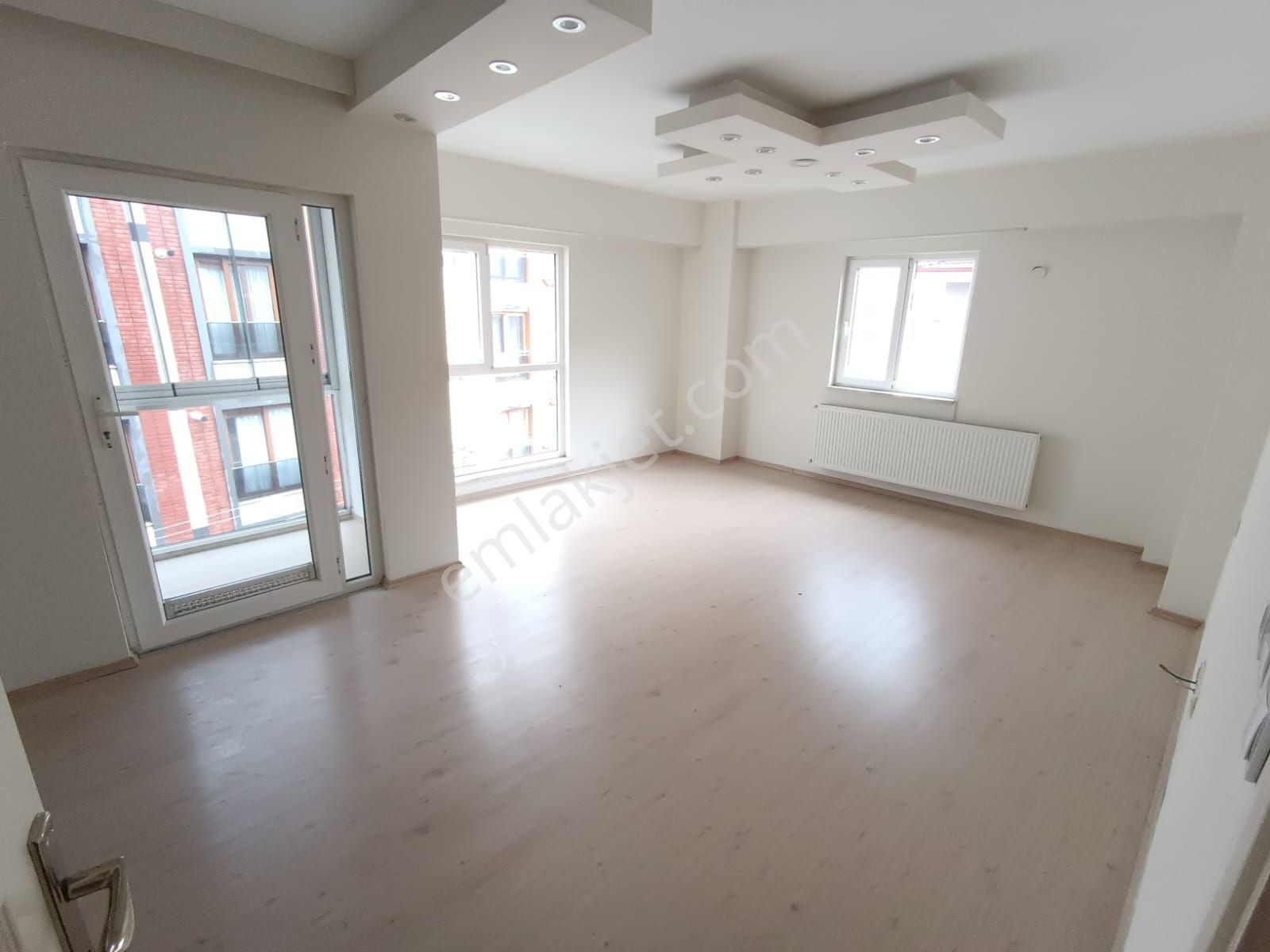 Sahibinden Merkezde Uygun Fiyata Acil Satılık, 160m2 Üst Kat Ayrı Daire Olabilir. - Görsel 3